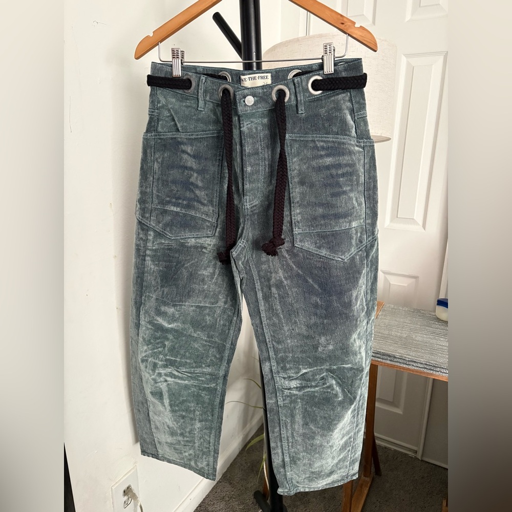 NWOT FREE PEOPLE WE THE FREE Moxie Flocked Barrel Jeans | Mountain Green $228 - Picture 9 of 12